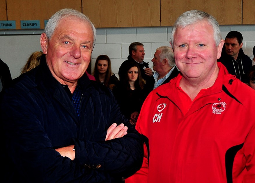 Walter Smith, pictured with Ardencaple FC chairman Craig Holborn, died in October 2021 aged 73
