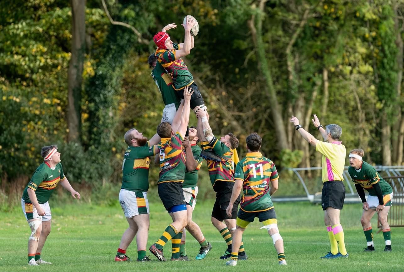 Lomond and Helensburgh’s forwards secure clean lineout ball during Saturday’s 26-21 defeat at home to West 2 leaders Cambuslang (Image: Guy Phillips/Paisley Colour Phootgraphic Club)