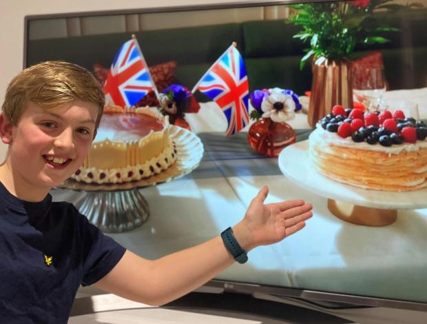 Helensburgh Advertiser: Oliver's cake was featured in Thursday night's show