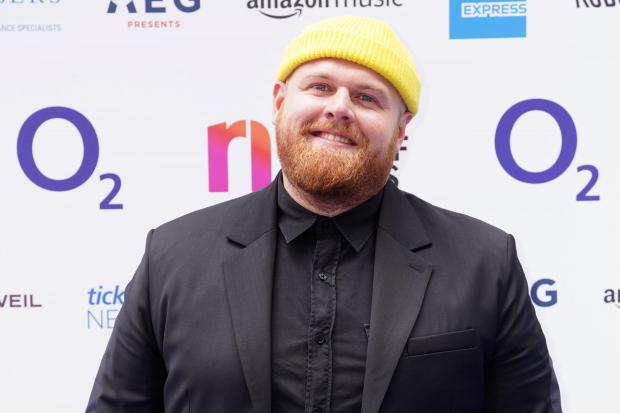Tom Walker at the Nordoff Robbins O2 Silver Clef Awards