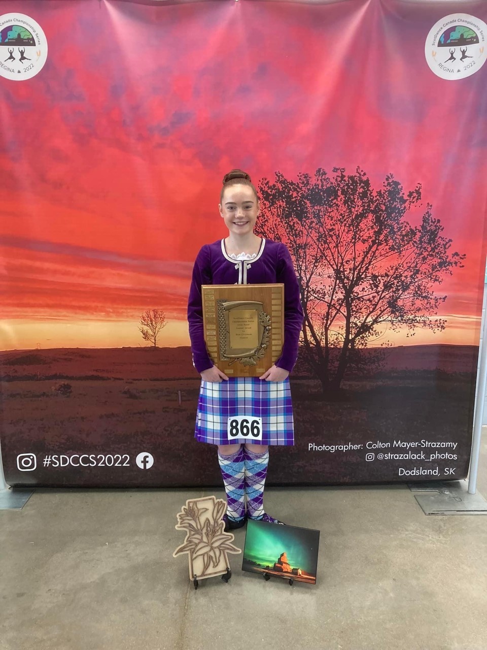 Eilidh Gammons led the way for the Helensburgh contingent with a prize haul that included the trophy for the best overseas dancer